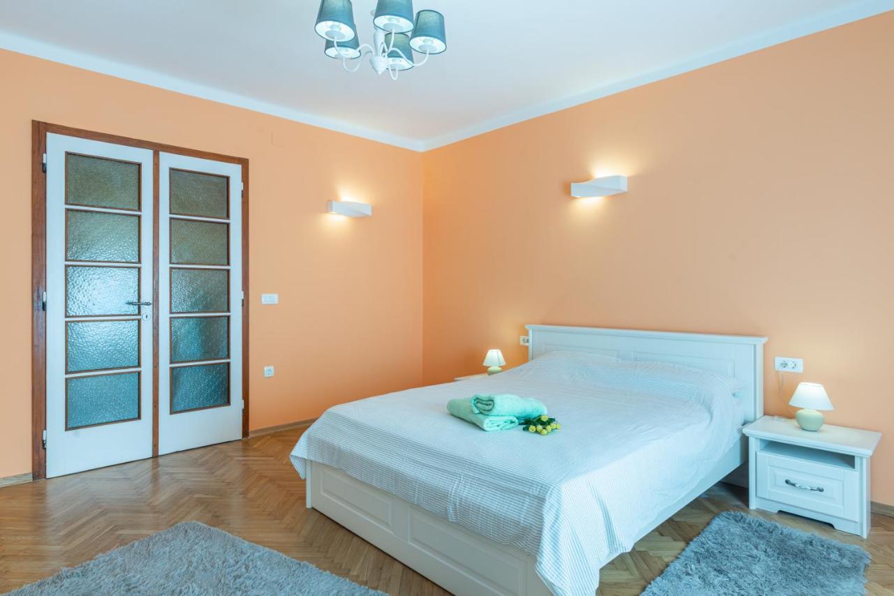 Apartments Virna Опатія Екстер'єр фото